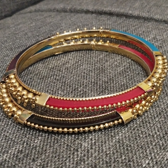 BANGLE BRACELETS 2 GOLDTONE TRI-COLOR ENAMELED Red and Blue and black - Picture 4 of 4